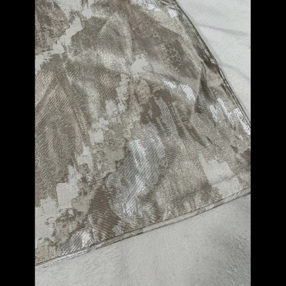 NEW Hotel Collection Distressed Chevron (1) Standard Sham - Picture 6 of 12